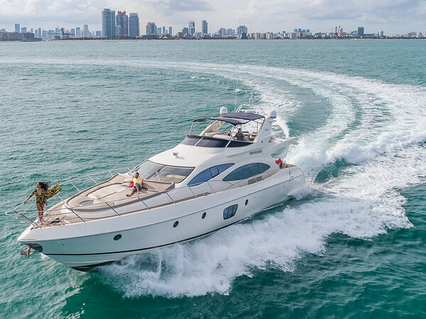 68’ Azimut includes Jetski