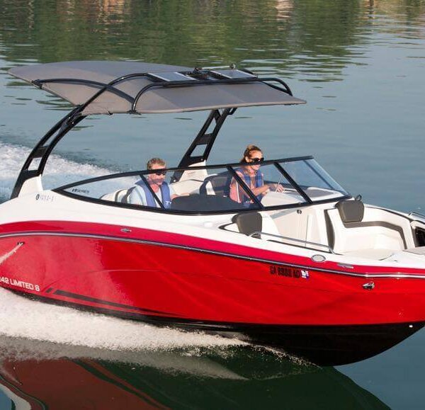 24' Yamaha Limited S