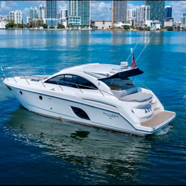 44' Beneteau