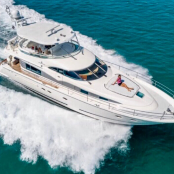 64' Fairline Flybridge