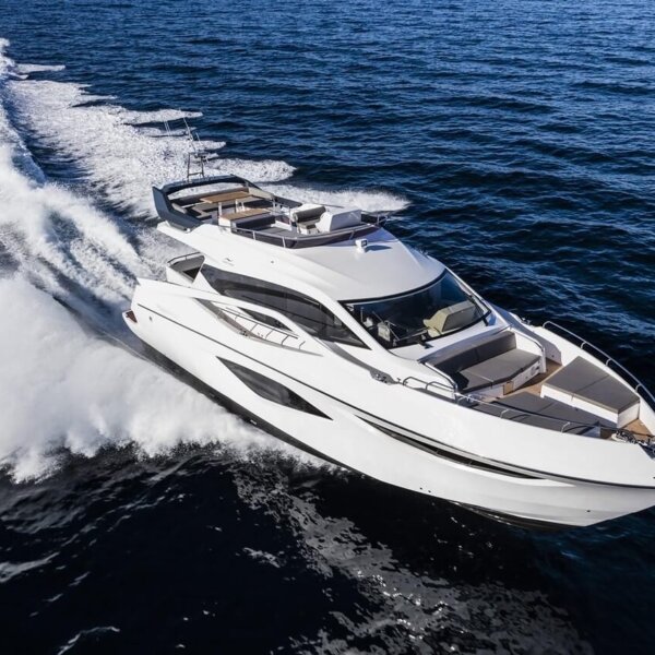 65' Numarine Flybridge