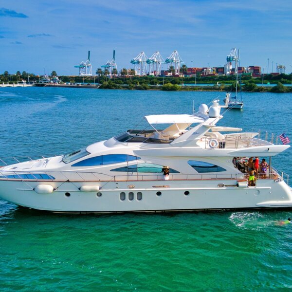 80' Azimut Miami Yacht Party Rental