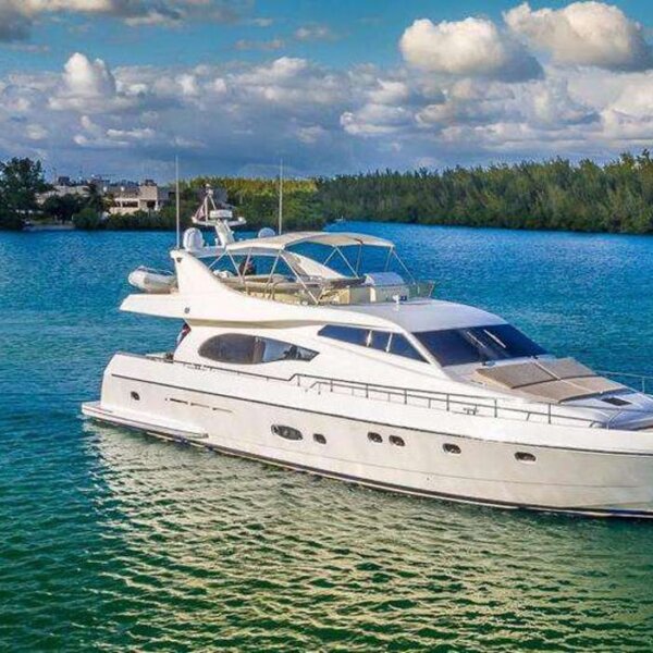 75' Ferretti + Jetski