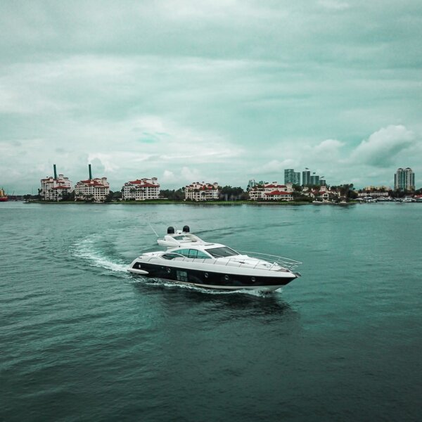 70' Azimut 2010