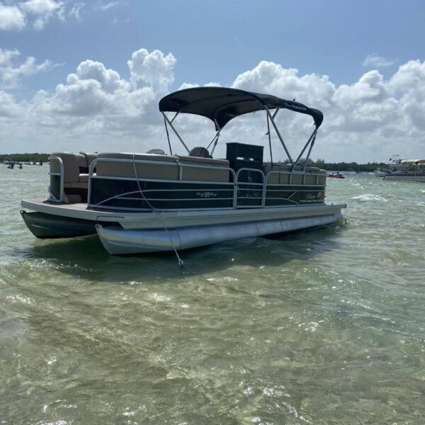 2019 24' Sun Tracker