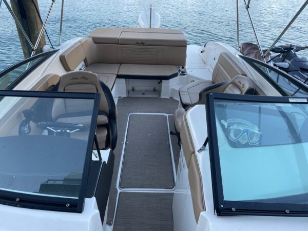 23' Sea Ray - Image 12