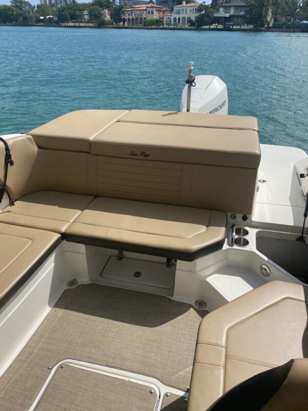 23' Sea Ray - Image 10